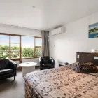 Business 15 image QUALITY HOTEL THE ANGUS Quality Inn in Wellington AUK