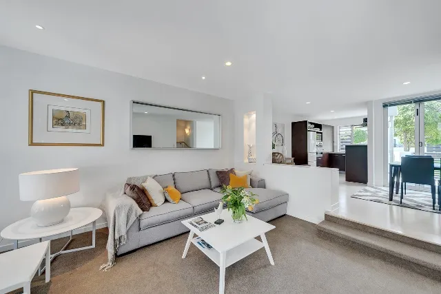 Business 6 image QUINOVIC VIADUCT